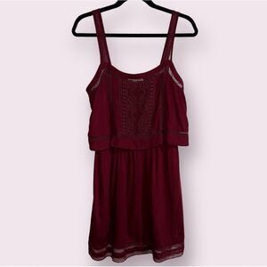 American Eagle Maroon Wine Boho Crochet Lace Eyelet Strappy Mini Dress‎ Size M